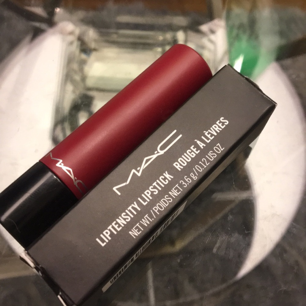 MAC Cosmetics